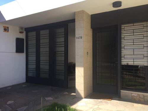 Casa En Venta Centrica Paysandu 