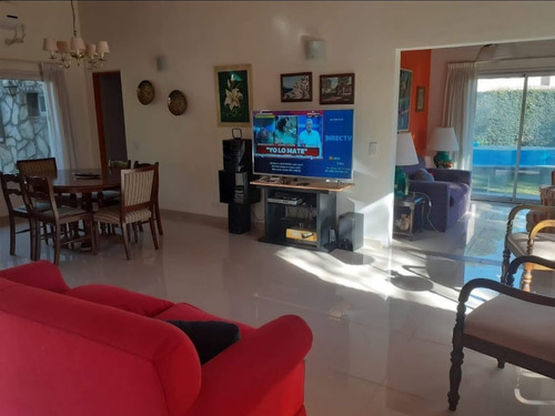 Imagen 8 de 15 de Casas Casa - Venta