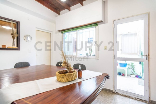 Imagen 11 de 19 de Departamento En Venta De 2 Dormtorios Con Patio En La Plata