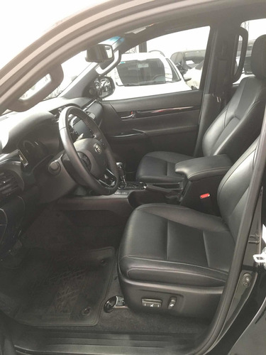 Toyota Hilux 2.8 Cd Srx 177cv 4x4 At 2019