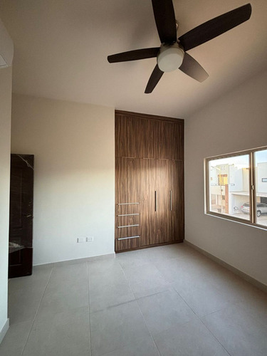 Nueva Y Moderna Casa En Venta En Rivello