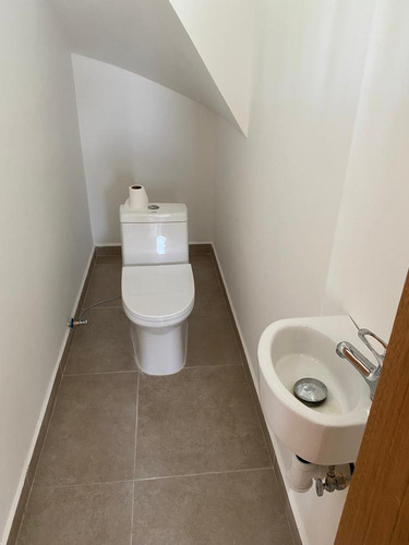 ¡oportunidad Única En Venta! Villa Moderna A 600 Metros De La Playa Las Ballenas (las Terrenas)