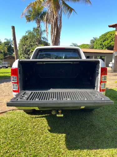 Ford Ranger 3.2 Limited Cab. Dupla 4x4 Aut. 4p