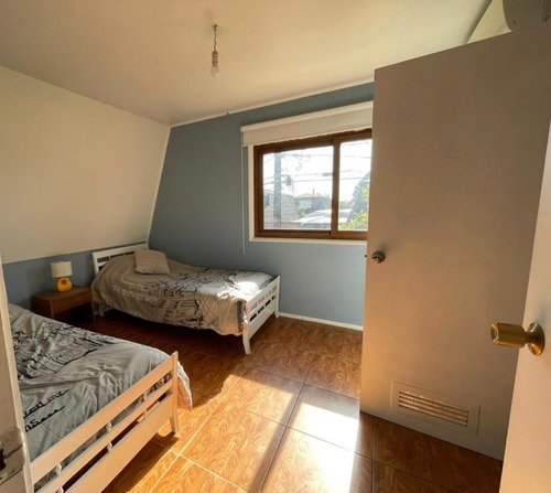 Casa En Venta De 3 Dorm. En Los Angeles