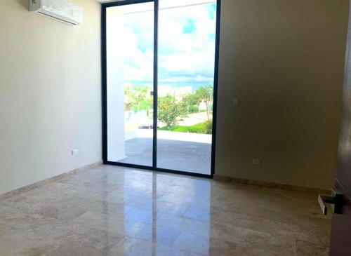 Casa En Venta Merida, Temozon Norte En Privada, Modelo Alpha, A 9 Meses.