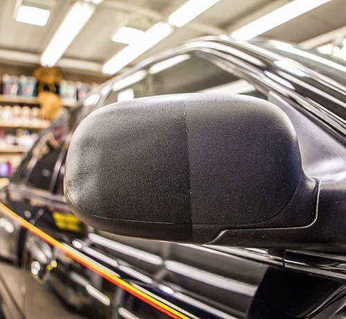 Imagen 4 de 5 de Meguiars Ultimate Black Revividor Plastico Exterior Auto