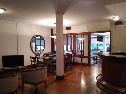 Imagen 2 de 27 de Venta- Excelente Casa - 8 E/ 41 Y 42 - Lote 10x60! La Plata