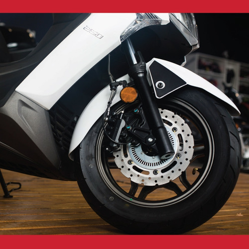Imagen 8 de 17 de Kymco Xtown 250 - Unico Moto Canning