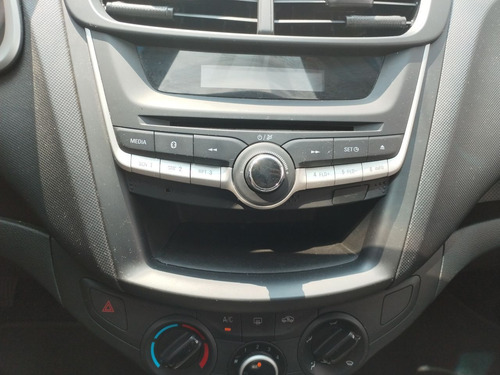 Chevrolet Aveo 1.5 Ls Mt