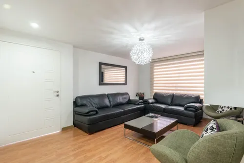 Casa En Venta En Cedritos. Cod V10448