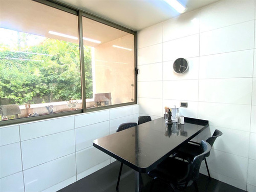 Amplio Dúplex Con Jardín En Venta 5 Dorm. En La Dehesa
