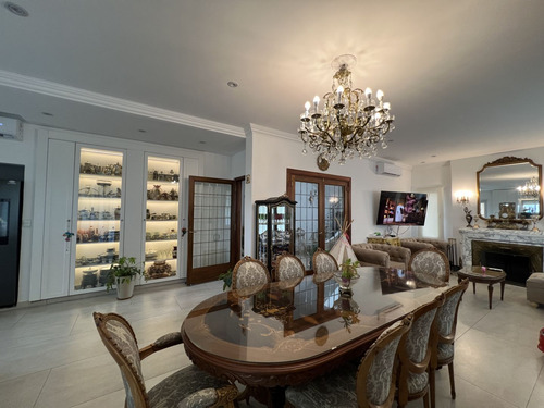 Casa En Venta En San Lucas, Canning, San Vicente