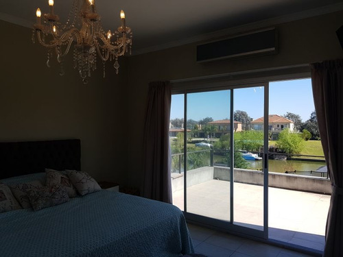Imagen 10 de 16 de Casa Al Río Con Amarra! Orientación N.o - San Marco Vn