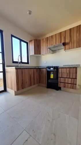 Estrena Casa En Ciudad Maderas, 4 Recamaras, Una En Pb, Jardín, Alberca...