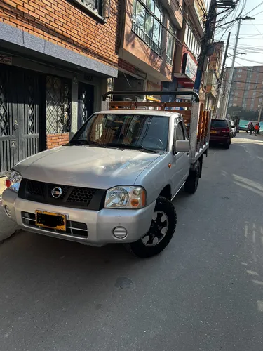 Nissan Frontier 2.5l Chasis 4x2