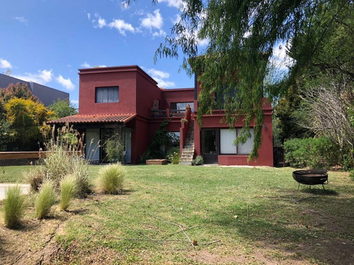 Imagen 1 de 26 de Casa En Venta/alquiler - Al Agua - San Isidro Labrador Villanueva