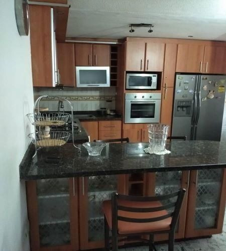 Imagen 5 de 12 de Apartamento Venta Santa Rosalía Mls #23-556 Excelente Ubicación En El Centro De La Ciudad De Caracas, Edificio Bien Mantenido, Servicio De Agua Constante