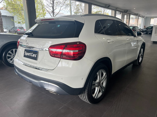 Mercedes-Benz Clase GLA 1.6 Gla200 Urban 156cv
