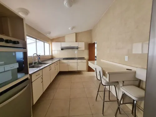 Bosques De Las Lomas. Casa En Renta De Un Solo Nivel