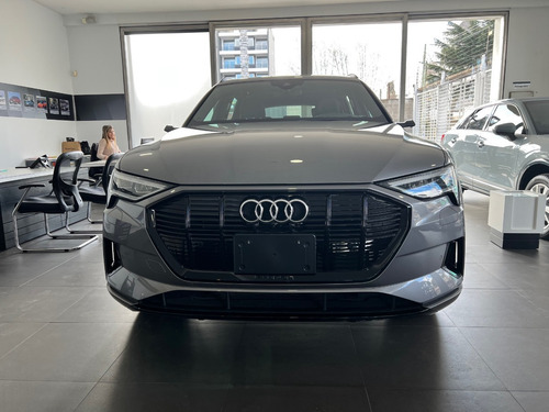 Imagen 3 de 11 de Audi E-tron 55 Quattro
