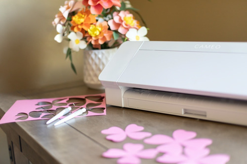 Imagen 2 de 6 de Silhouette Cameo 4