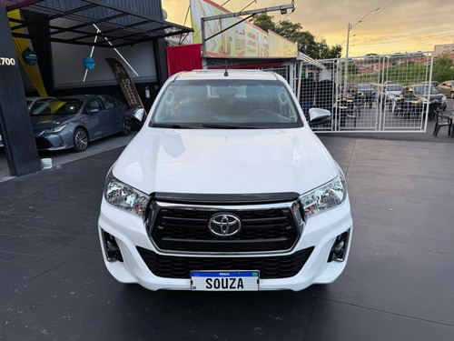 Toyota Picape Cabine Dupla Toyota Hilux Cabine Dupla 2.7 SR CD 4x2 (Flex) (Aut)