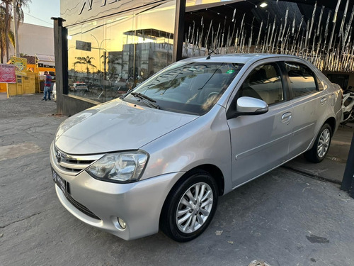 Toyota Etios ETIOS XLS Sedan 1.5 Flex 16V 4p Mec.