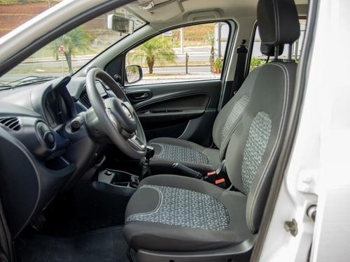 Imagem 14 de 15 de Fiat Uno Attractive 1.0 Fire Flex 8v 5p 2020/2021