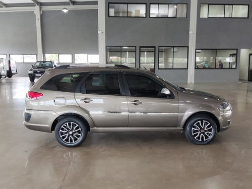 Fiat Palio Weekend Palio Weekend 1.4 MPI ATTRACTIVE WEEKEND 8V FLEX 4P MANUAL