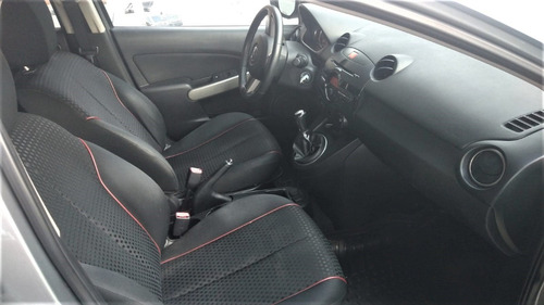 Imagen 9 de 9 de Mazda 2 I Touring Tm 2013