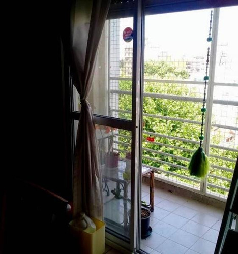 Imagen 6 de 21 de Departamento 3 Amb-mucha Luz-impecable