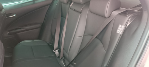 Lexus UX 2.0 Dynamic Aut. 5p Hibrido