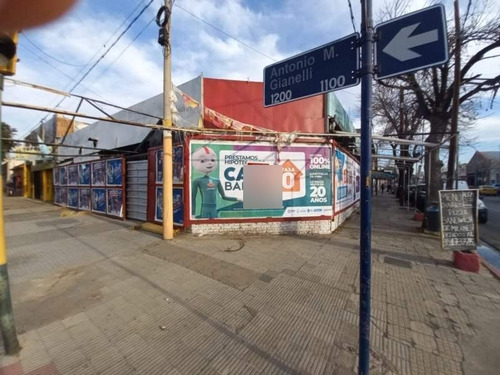 Imagen 4 de 6 de Galpon - Local 250 M2. Av. Alem 398 Esquina Gianelli