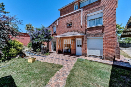 Imagen 2 de 30 de Venta De Casa De 5 Dormitorios En Lausana