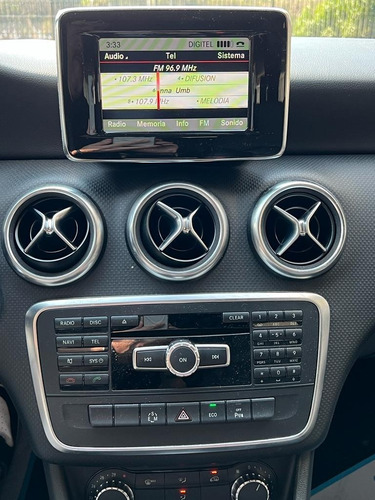 Imagen 12 de 16 de Mercedes Benz A200