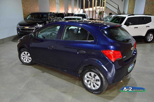 Imagem 6 de 14 de Chevrolet Onix 1.0 Joy 8v Flex 4p Manual 2020