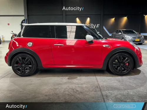 Mini Cooper S 2.0 At JCW