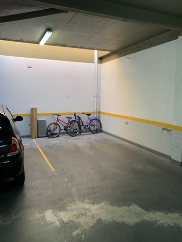 Dpto 2 Amb. 1º Piso Contrafrente Con Cochera Cub. Y Patio De 50m2 Excelente Zona Y Propiedad