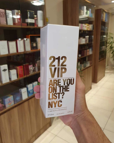 Imagem 3 de 3 de Perfume Carolina Herrera 212 Vip Feminino 80ml