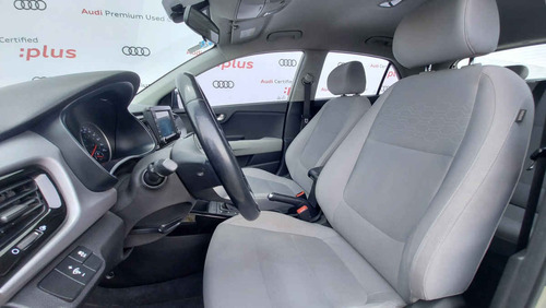 Imagen 10 de 15 de Kia Kia Rio Hb 2018 5p Hb Ex, Ta6, Ve, F. Niebla, Ra-15