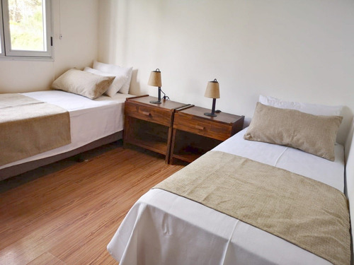 Imagen 28 de 28 de Casa 4 Ambientes Con Pileta Climatizada