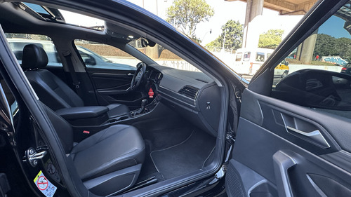 Volkswagen Jetta 1.4 250 TSI TOTAL FLEX COMFORTLINE TIPTRONIC
