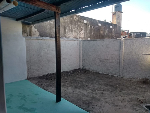 Imagen 6 de 19 de Se Vende Casa 1 Dorm- En Bº Zorzon-reconquista