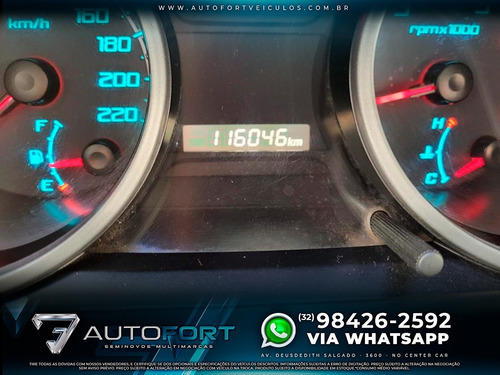 Imagem 11 de 15 de Mitsubishi Pajero Tr4 2.0 Flex 16v 4x2 Mec. 2012/2013