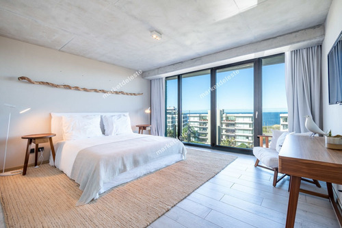 Surfside - 3 Suite + Den