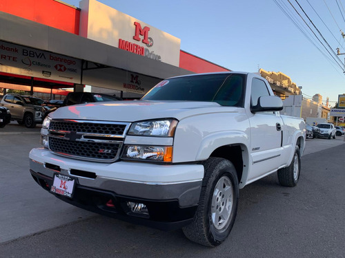 Chevrolet Cheyenne 4x4 Cab Regular Modelo 2004