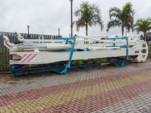 Bomba Lança De Concreto Xcmg Hb60k 60m 2013 = Betoneira
