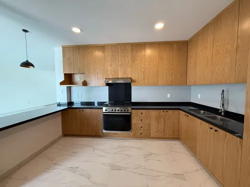 Residencia En Venta En Milenio Iii, Cotto Milenio, 4 Recámaras, Estudio, 5.5 Bañ
