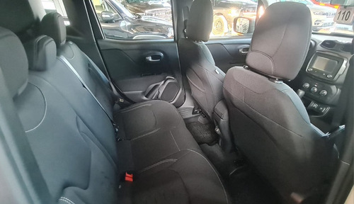 Imagen 23 de 25 de Jeep Renegade Sport 1.8l Mt5