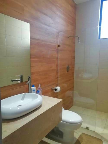 Imagen 10 de 14 de La Vista Residencial Condominio La Vista 9 3 Rec Con Baño